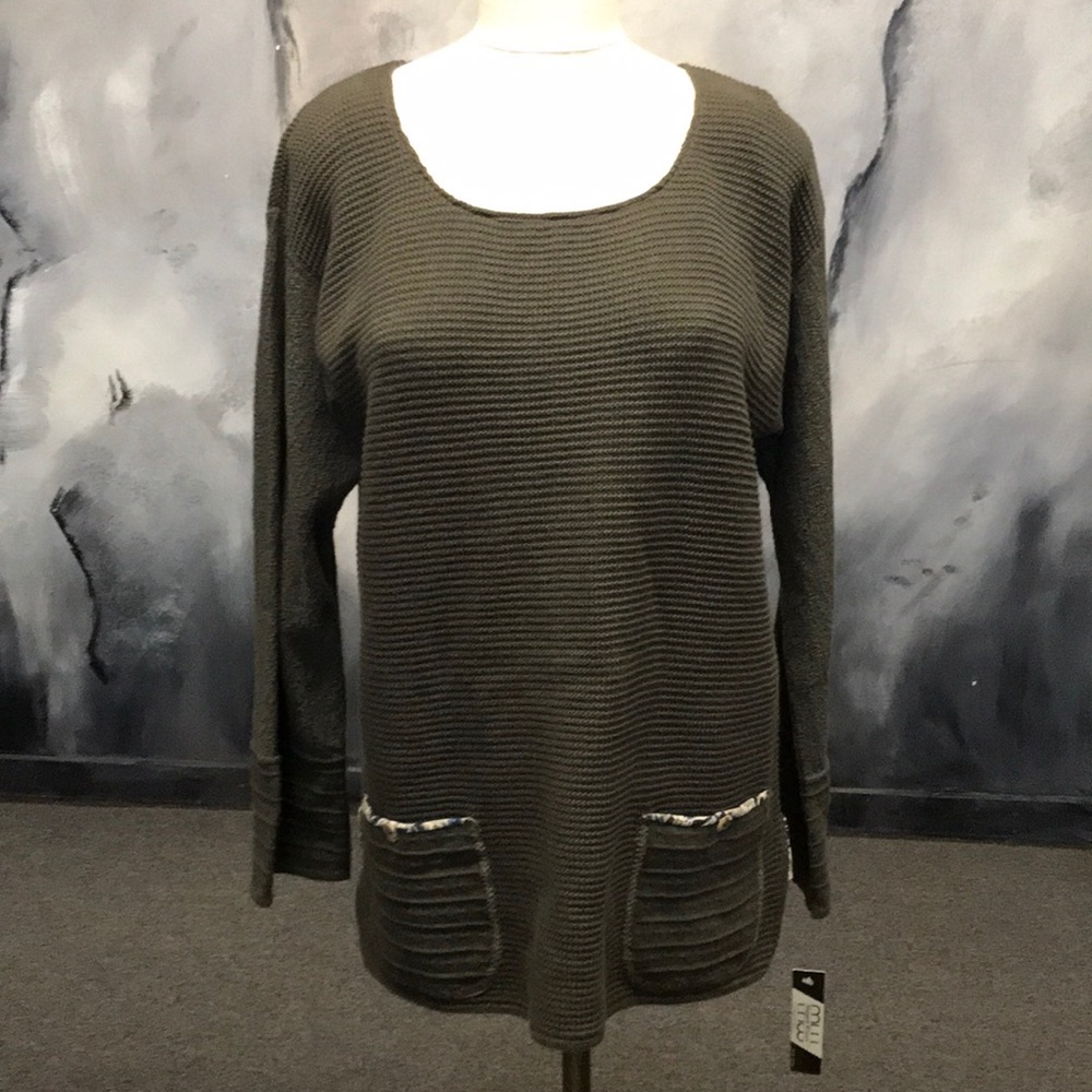 NWT Margaret Winters ladies sweater